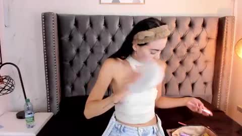 Snapshot of anya_belth chatting on June 2026 03:37:02 PM anya_belth online show from June 2026 03:37:02 PM