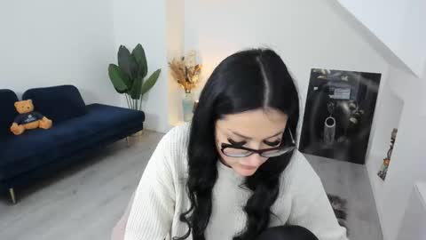 Anya online show from February 2026 05:11:01 AM