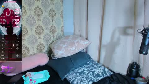 Camila  online show from December 2024 01:24:01 AM