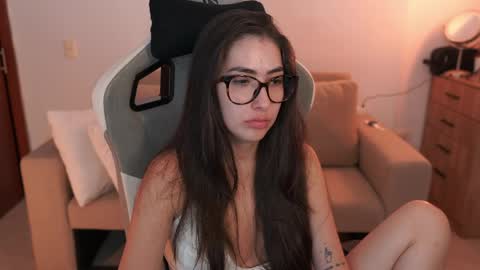 anya online show from April 2026 01:47:02 AM