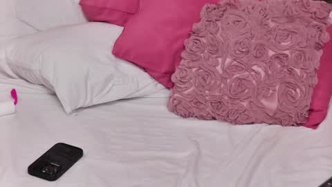 Anya online show from February 2025 01:41:02 AM