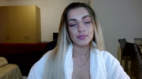 Anya online show from May 2026 05:42:01 PM