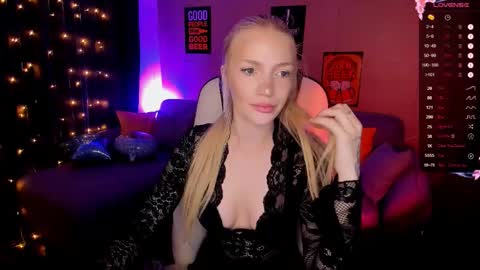 Anya online show from September 2025 01:55:01 AM