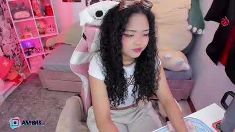 Snapshot of anyburkee chatting on October 2025 12:11:02 AM Any online show from October 2025 12:11:02 AM