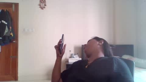 anydanyg online show from October 2025 08:00:02 AM