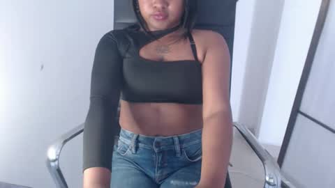 Snapshot of anyelikluz chatting on October 2025 05:08:02 PM anyelikluz online show from October 2025 05:08:02 PM