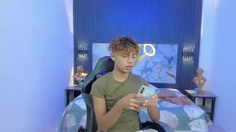 anyelotwink online show from March 2026 04:28:02 AM