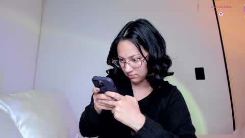 Snapshot of anyi_1 chatting on August 2026 01:29:02 AM Anyi Orion and Pyxis online show from August 2026 01:29:02 AM