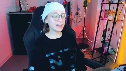 APHEX QUEEN online show from December 2024 09:11:02 PM