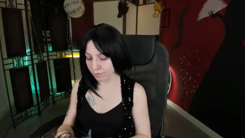 APHEX QUEEN online show from March 2025 01:08:01 PM