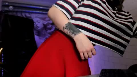 APHEX QUEEN online show from November 2025 05:30:02 AM