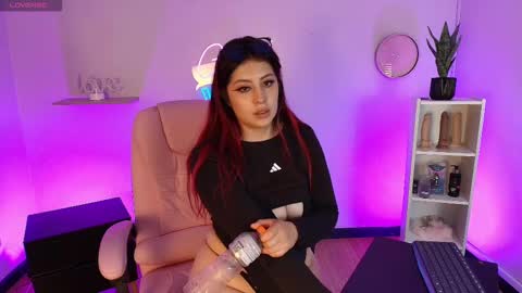 Snapshot of aphirl__ chatting on September 2025 08:12:02 PM Aphirl online show from September 2025 08:12:02 PM