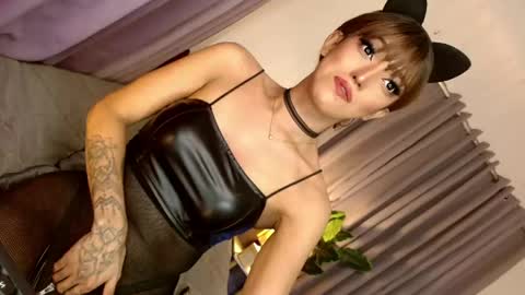 kathryn online show from April 2026 10:01:02 PM