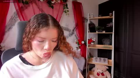 Snapshot of aphroditesweet chatting on May 2026 09:31:02 PM aphrodite online show from May 2026 09:31:02 PM