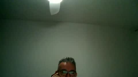 Snapshot of apixaba chatting on January 2025 06:16:02 PM furry bear online show from January 2025 06:16:02 PM