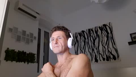 Snapshot of apollobest77 chatting on December 2024 01:45:01 AM apollobest77 online show from December 2024 01:45:01 AM