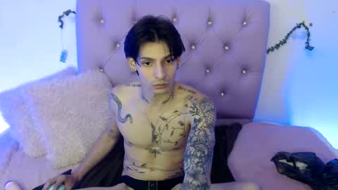 Snapshot of apolo01_ chatting on January 2025 03:38:01 AM Apolo online show from January 2025 03:38:01 AM