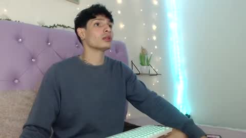 Snapshot of apolo01_ chatting on March 2025 04:42:02 PM Apolo online show from March 2025 04:42:02 PM