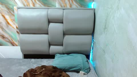 Snapshot of apolo01_ chatting on September 2025 06:31:02 PM Apolo online show from September 2025 06:31:02 PM