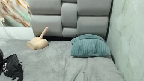 Snapshot of apolo01_ chatting on October 2025 02:54:01 AM Apolo online show from October 2025 02:54:01 AM