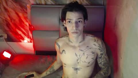 Snapshot of apolo01_ chatting on October 2025 12:11:02 AM Apolo online show from October 2025 12:11:02 AM