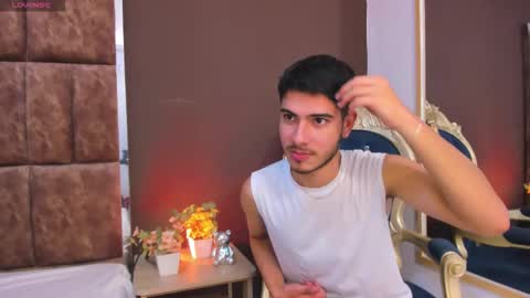 Snapshot of apolo_grayy chatting on February 2026 09:10:02 AM Apolo Grayy online show from February 2026 09:10:02 AM