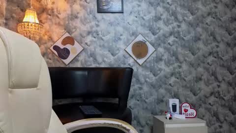 APOLO  online show from April 2026 09:30:02 PM