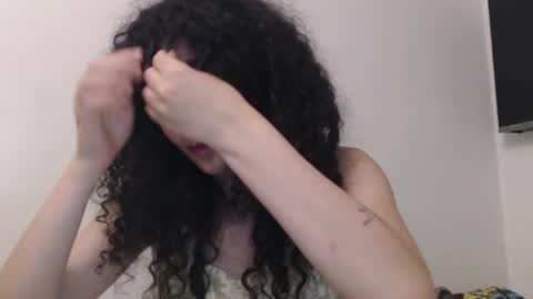 Snapshot of apolosbitch chatting on June 2026 04:26:02 AM Nix online show from June 2026 04:26:02 AM