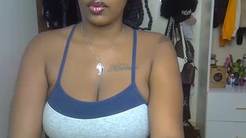 apple_freshy online show from January 2025 12:41:01 AM