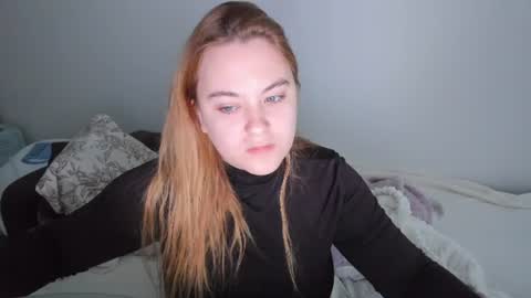 Snapshot of appleyummybuns chatting on June 2026 10:50:02 AM appleyummybuns online show from June 2026 10:50:02 AM