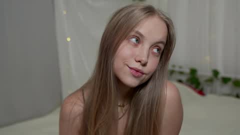 REYNA  my friend   online show from February 2025 02:37:01 PM
