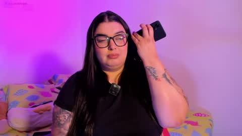 Maria online show from November 2025 10:52:01 PM