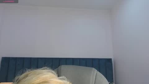 April Bunny online show from January 2026 07:06:02 PM