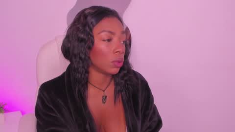 Snapshot of april_ebony18_ chatting on January 2025 10:39:02 AM April online show from January 2025 10:39:02 AM