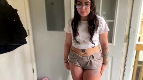 Snapshot of aprilanna chatting on December 2024 05:58:02 PM AnnaApril420 online show from December 2024 05:58:02 PM