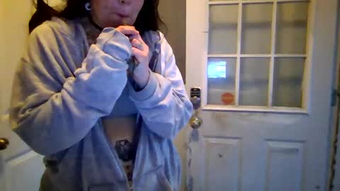 Snapshot of aprilanna chatting on January 2025 11:14:02 PM AnnaApril420 online show from January 2025 11:14:02 PM