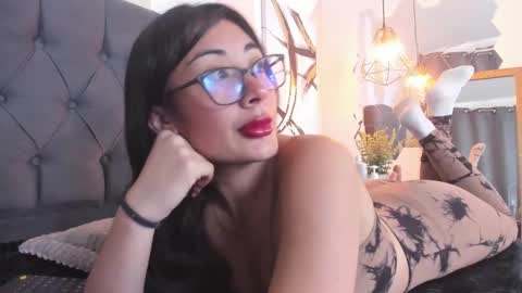 Snapshot of aprildeams chatting on February 2025 12:15:02 PM Cris online show from February 2025 12:15:02 PM