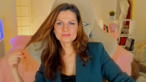 Snapshot of aprill_o_nill chatting on February 2025 01:48:02 PM aprill_o_nill online show from February 2025 01:48:02 PM