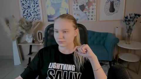 April. All year round.  online show from October 2025 02:06:01 AM