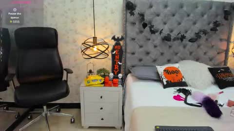 April online show from October 2025 07:14:02 PM