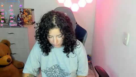 aqua emilly online show from February 2026 11:05:02 PM