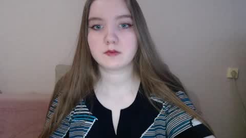 Josefin online show from December 2024 08:18:01 AM