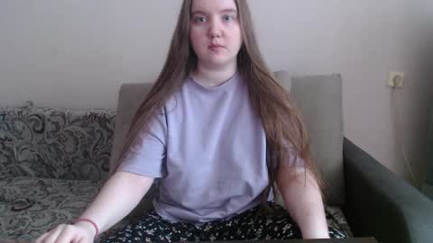 Josefin online show from March 2026 03:11:02 AM