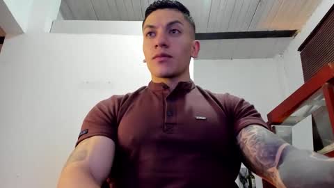 Jonathan online show from October 2025 07:36:02 PM