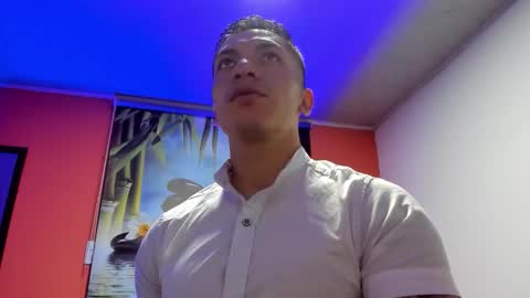 Jonathan online show from November 2025 11:15:01 PM