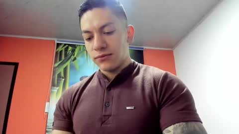 Jonathan online show from December 2025 12:25:01 PM