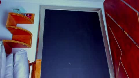 Snapshot of aquiles_elpapi chatting on April 2026 07:45:01 AM AquilesElpapi online show from April 2026 07:45:01 AM