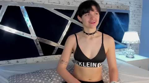 ArabellaBlue online show from October 2025 01:34:01 PM