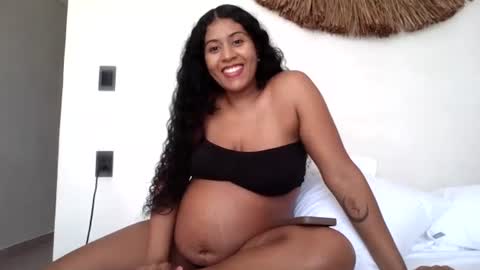 Snapshot of arabiangoddess3 chatting on July 2026 06:17:02 PM Monet online show from July 2026 06:17:02 PM