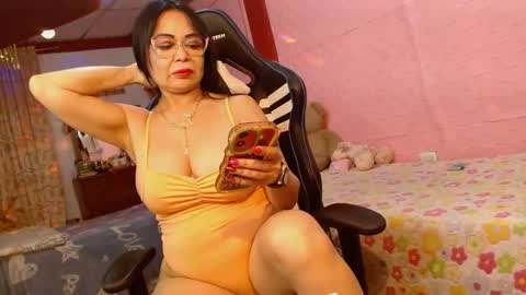 Snapshot of aranza_sexy chatting on October 2025 10:16:02 AM Aranza online show from October 2025 10:16:02 AM